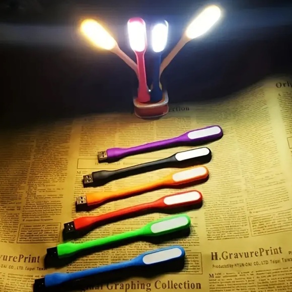 NWT Bendable Light random color mini USB plug in light ๐ก bright travel mini - Picture 4 of 6